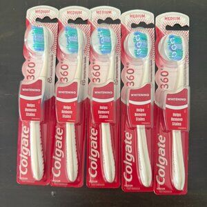 NWT Bundle of 5 Colgate 360 Whitening Medium Toothbrush
